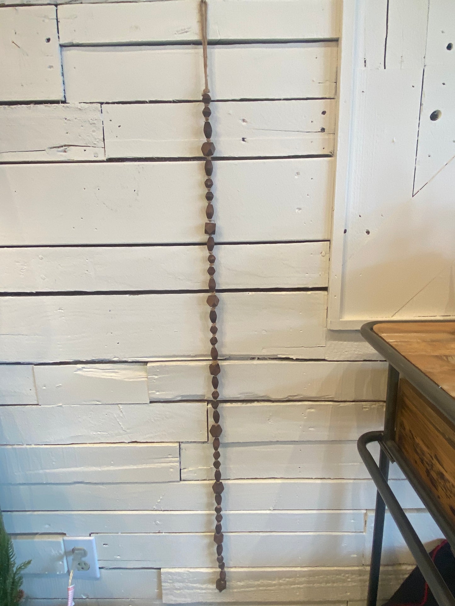 Geometric shape wood garland