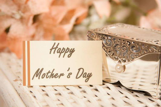 How To Choose The Perfect Mother's Day Gift - MStreetDecor