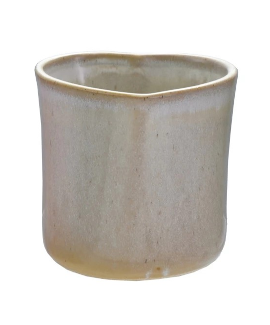 Stoneware Heart Shaped Handle-less Mug, Four Colors