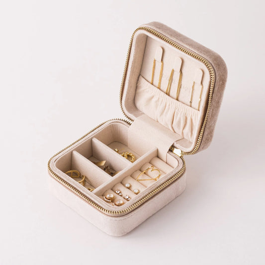 Bon Voyage Square Travel Case, Two Colors
