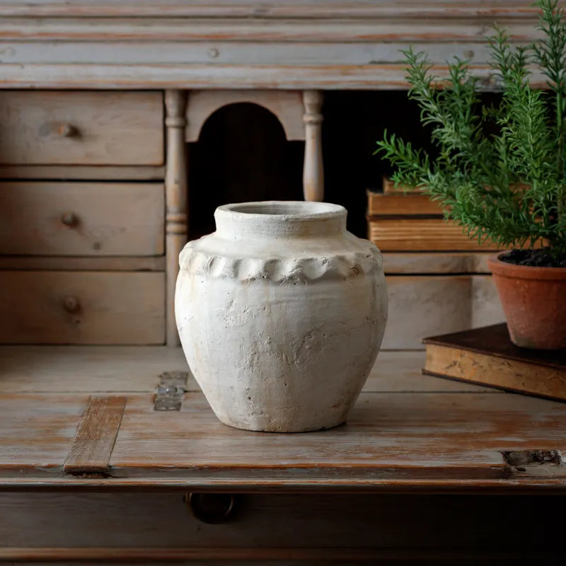 The Veranda Pot