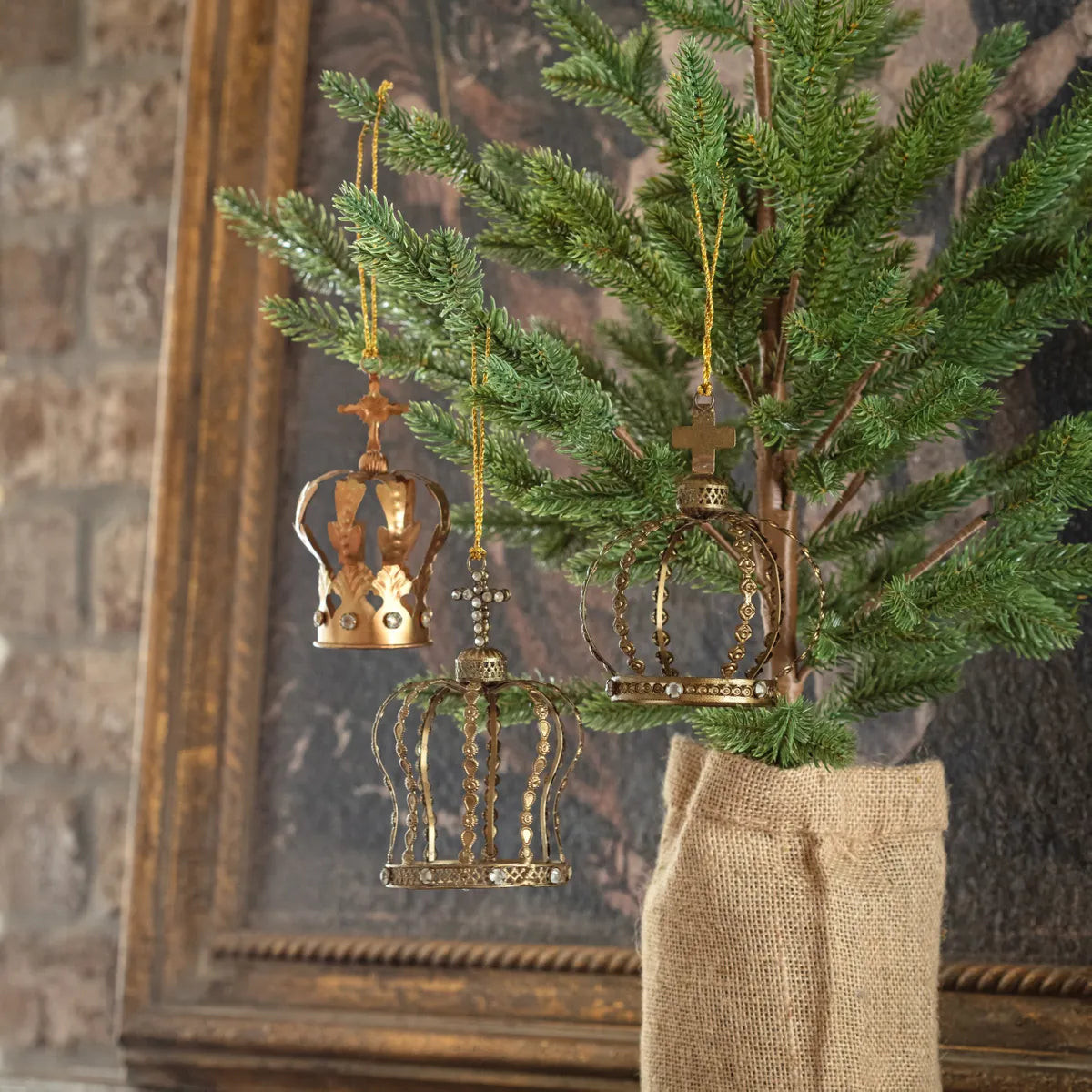 Prince's Crowns Ornament
