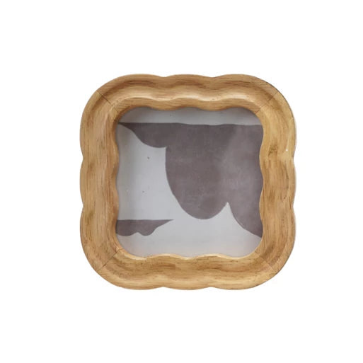 Scalloped Photo Frame, 2 Colors