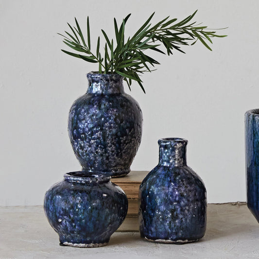 Small Terra-cotta Vases in Navy
