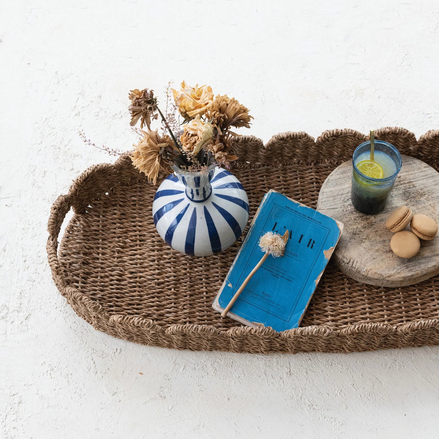 Hand Woven Scalloped Bankuan Tray with Handles