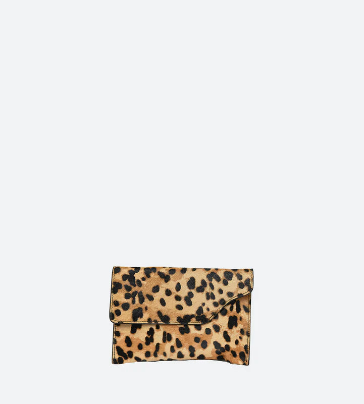 The Stella - Fun and Flirty Faux Animal Crossbody Clutch